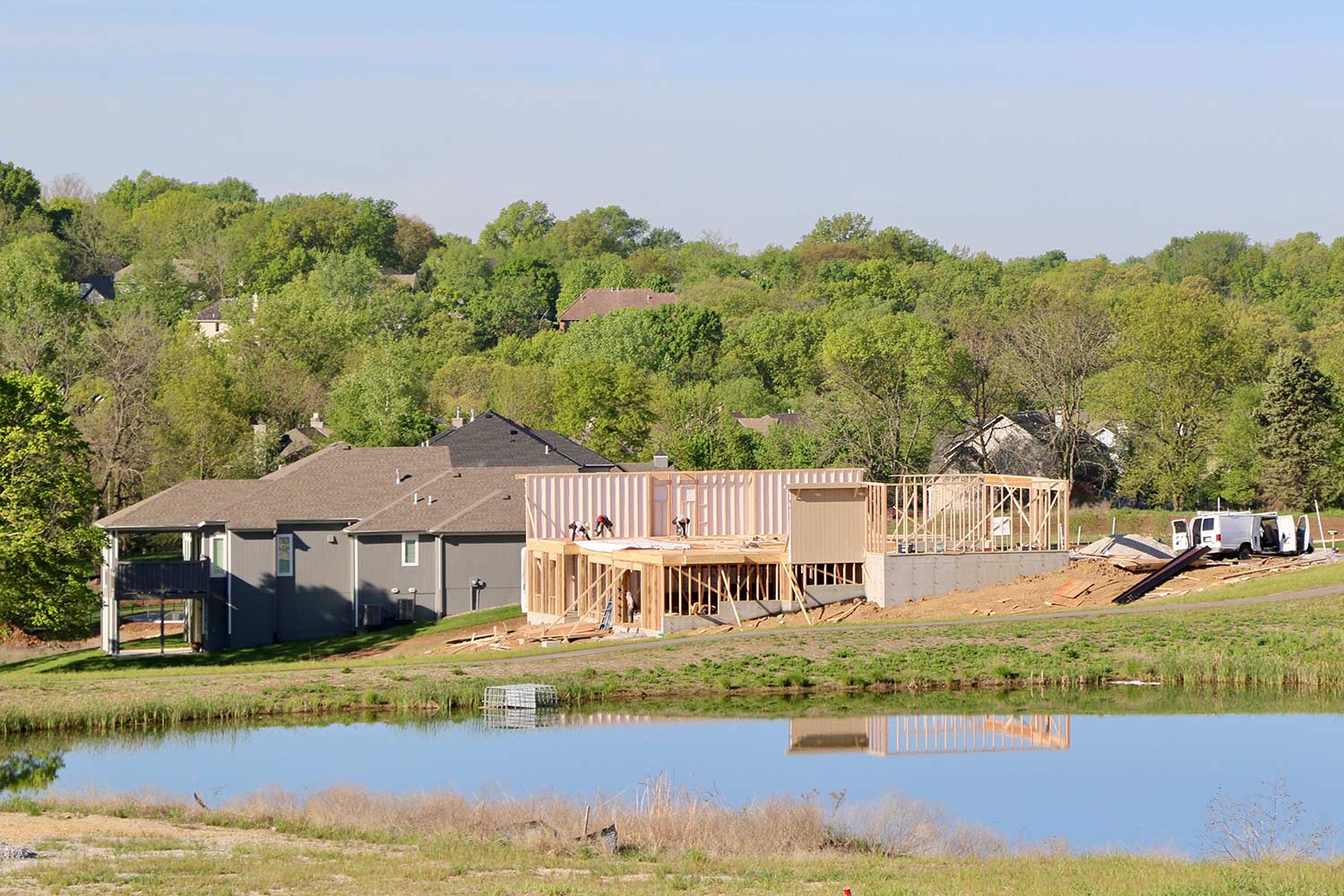 Homes being built in Kenneth Estates by the lake